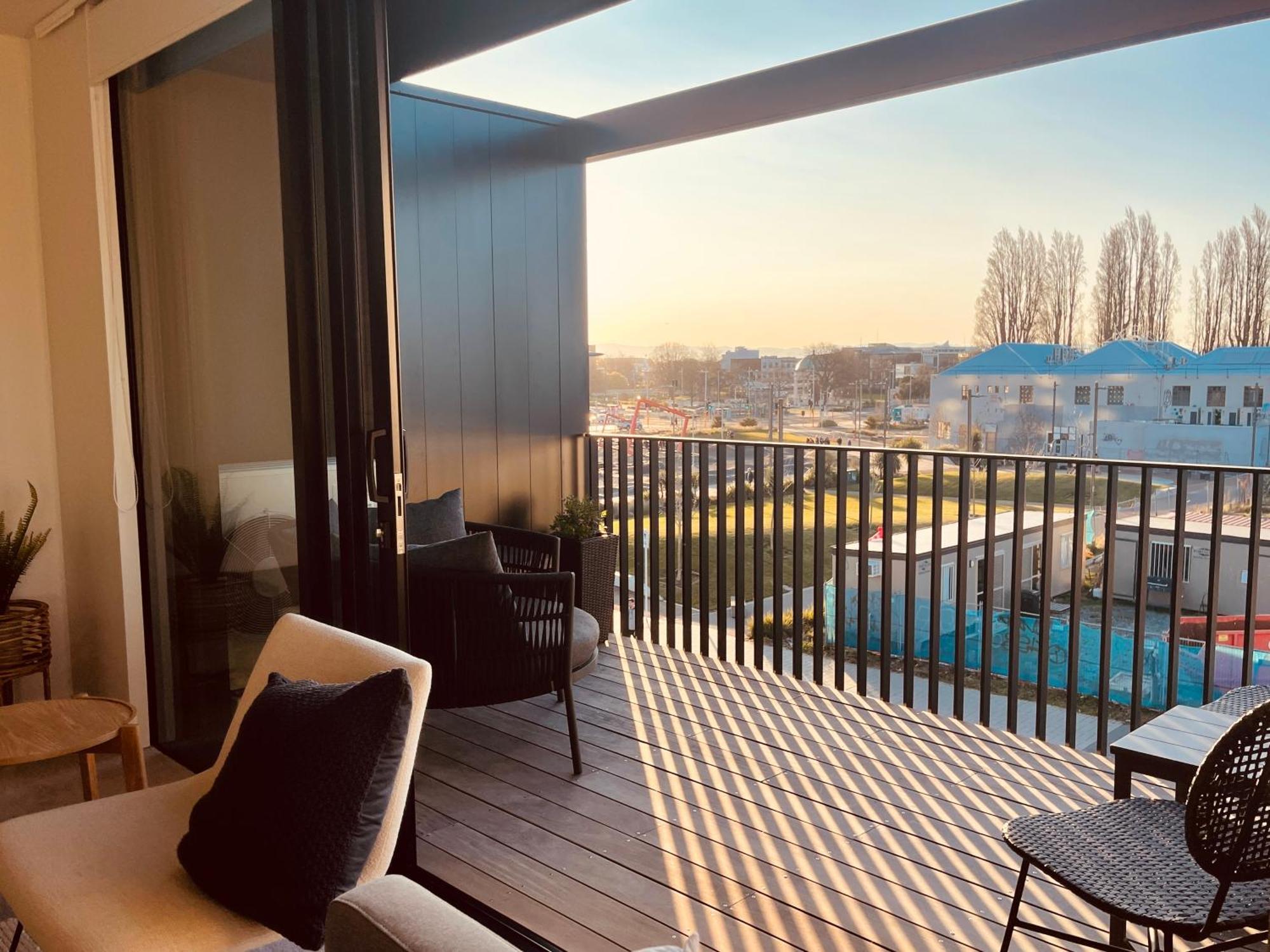 Top Floor Luxury City Central W Sunny Balcony 크라이스트처치 외부 사진